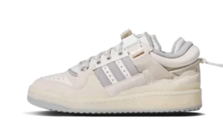 FORUM BUCKLE LOW - WHITE x BAD BUNNY